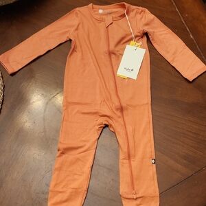 Kyte BABY Sienna Orange One Piece Romper Zip with Soft Fabric 18-24